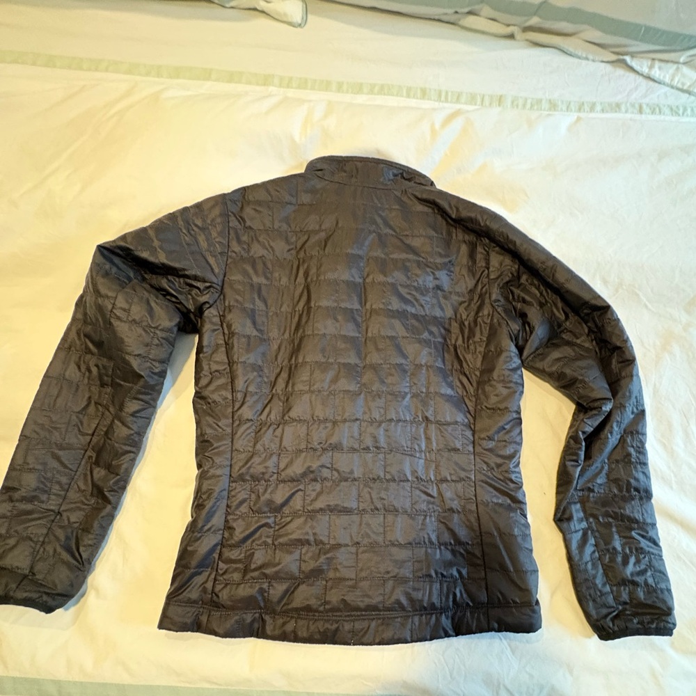 PATAGONIA MEN’S SMALL BLACK NANO PUFF JACKET (Like New) - Picture 2 of 4